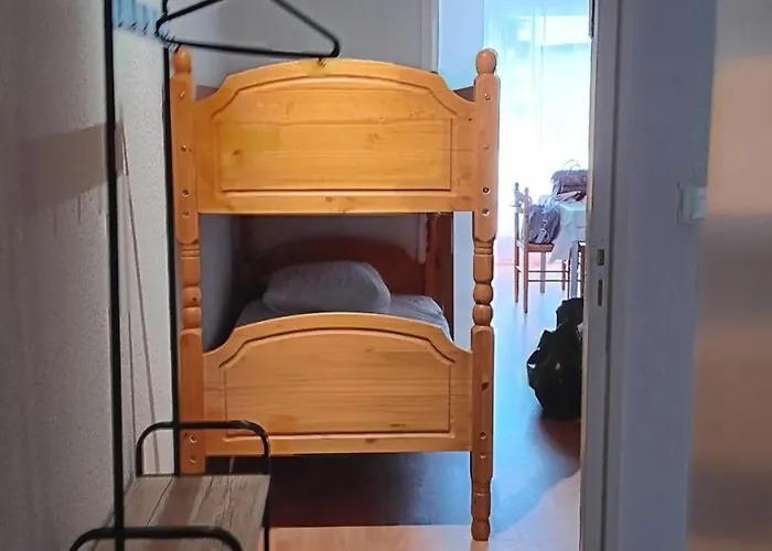 31 Avenue Georges Clemenceau *